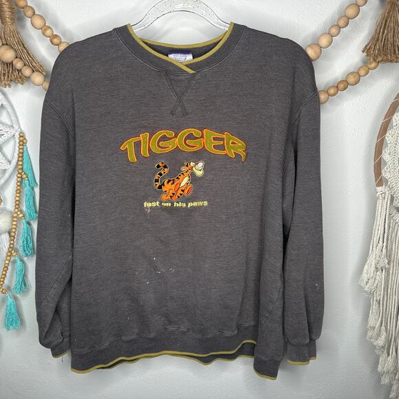 Vintage Winnie the Pooh Tigger Gray Crewneck - Picture 1 of 6